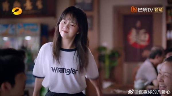二婶称李尖尖丑，李尖尖问哪里丑，二婶：黑得像块炭