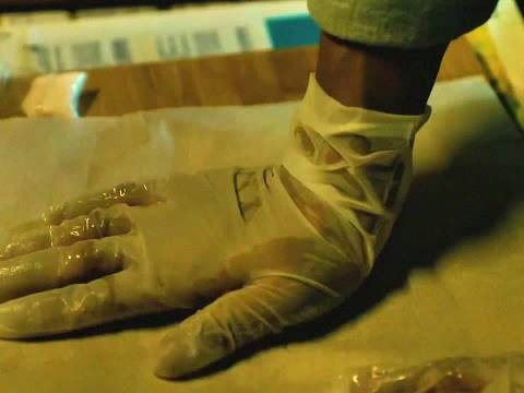  满屋飘香的奶片，内里却是害人的毒药 王骁 任素汐 蔡文静