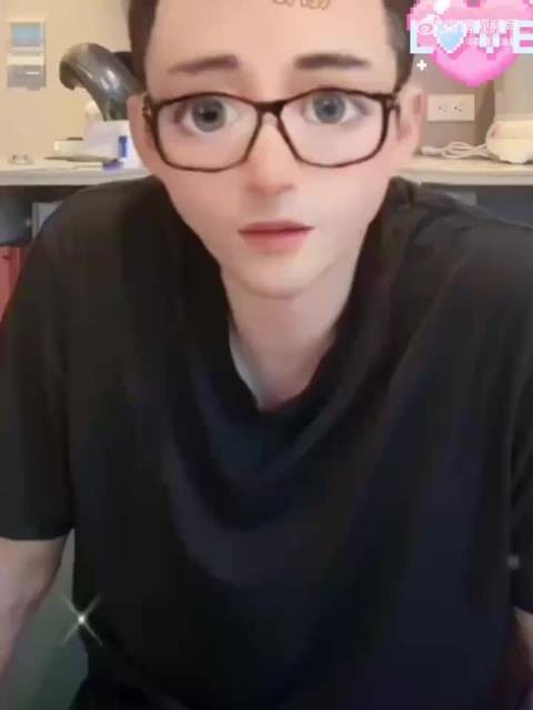 汪小菲回应未在台北买房,称有心无实力需向老婆借钱