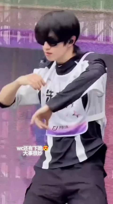 瘦太多了咪儿 状态真好哇