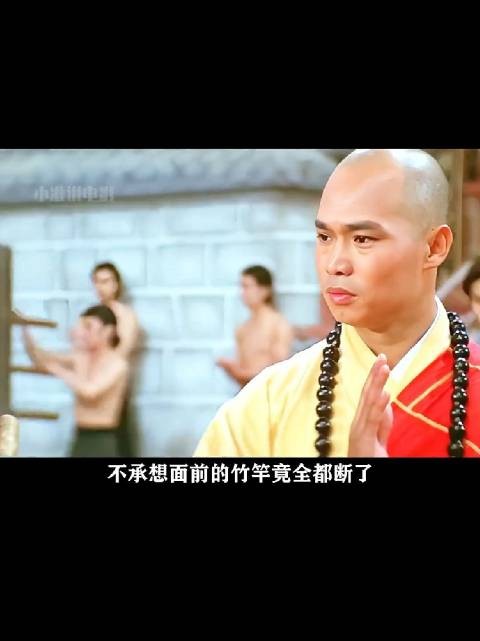 小伙在少林搭棚3年，每天偷看武僧练功，岂料下山后竟成绝世高手