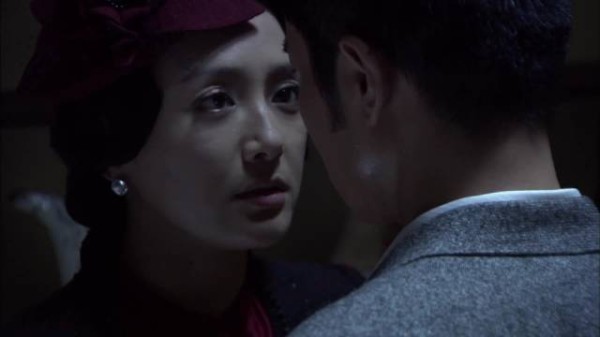 滚滚红尘:躲避追杀时,终于有情人终成眷属
