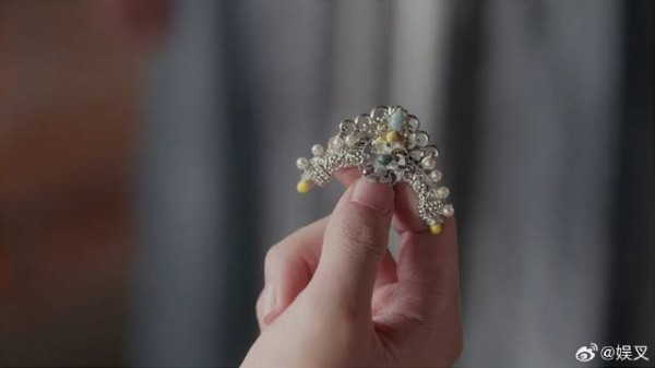 天机门死了丫鬟 李莲花看到她的发饰,秒懂身份