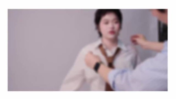 全红婵给黄子韬的卫生巾品牌代言了