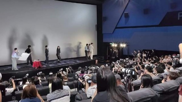 陈哲远即兴出题,右相知礼自拍,英寡严格把关
