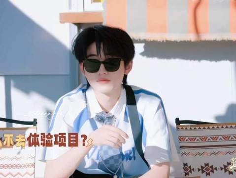 被偏爱是肆意生长的底气,前提得有那份宠溺在呀