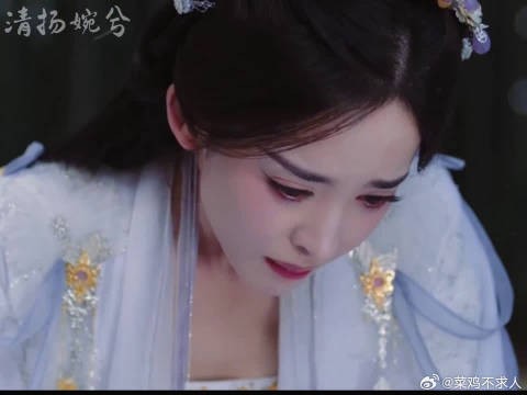 娜扎自曝开机前被换角