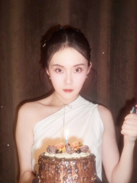 演员生日愿望：赚大钱不拖欠，演好戏涨粉十万