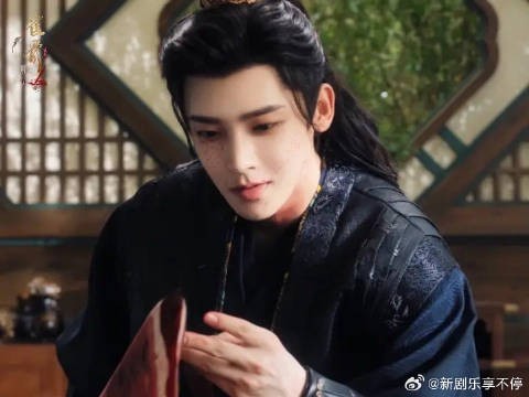 古风小生?不,是古疯小生