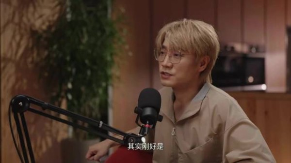 王铮亮老婆薇姐结婚当天潇洒拒绝刻板流程