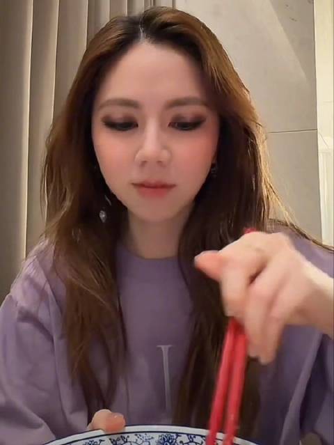 邓紫棋巡演创世界纪录