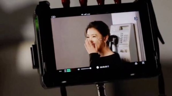 李云霄回眸听取蛙声一片