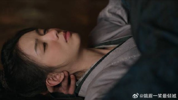 锦月如歌：禾宴为进九骑营，竟敢这样纠缠都督，拉着他倒头就睡