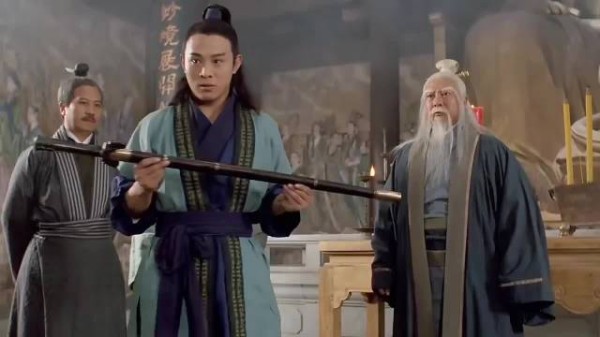 常威,化成灰我也认得你 还说不会武功