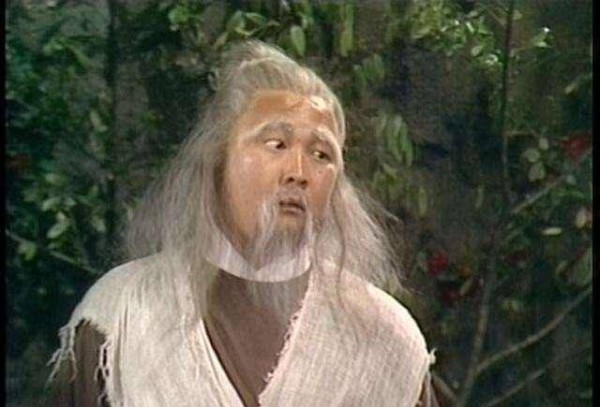 《射雕英雄传》中周伯通为何被困桃花岛15年？