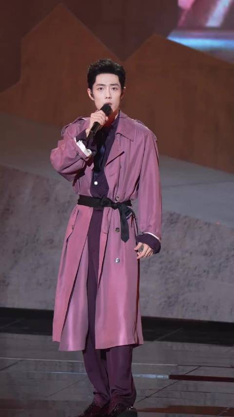 实力收获热度,角色深入人心,恭喜《莫得闲》,一部值得推荐的电影