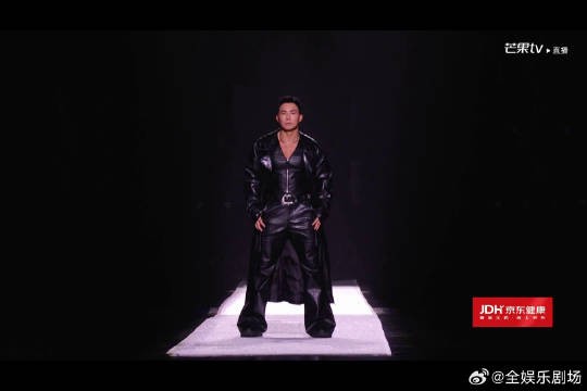 刘畊宏直播获全明星打call团豪华应援