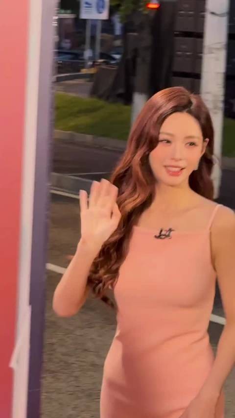 沈梦辰美商真是美出新高度!太漂亮了