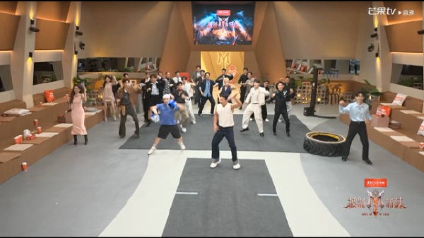 我就知道披哥找刘耕宏来会出现这种画面