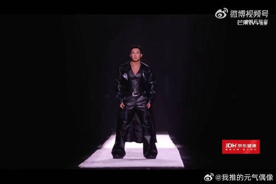 看完直接沉默,同样是人,刘畊宏把身材管理做到极致,实在太厉害了