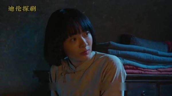 全族追捕的千金,撞见全族唾弃的女人!白鹿原两个最叛逆的女人深夜会面!