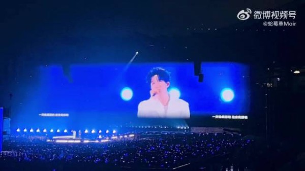陈楚生合肥演唱会林志炫助阵,赞其有三好