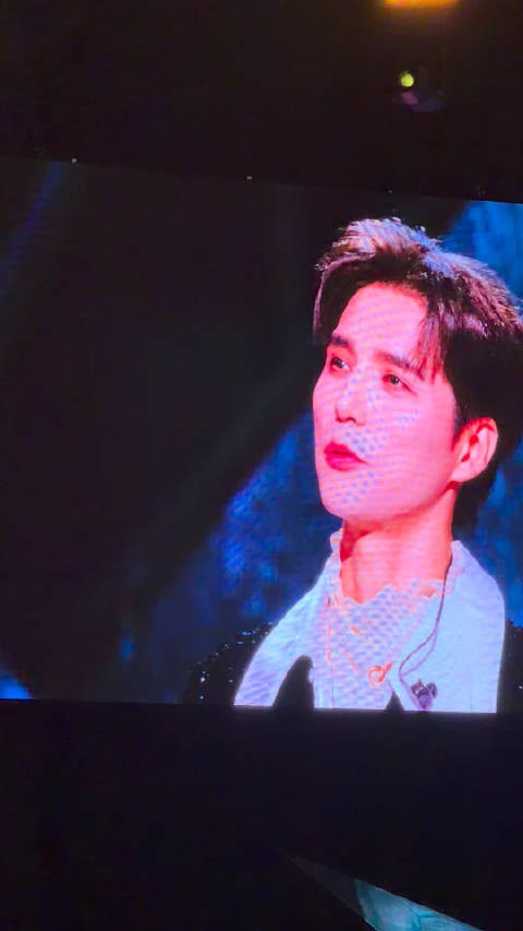 张彬彬说阿云嘎不愧是大vocal:“有空教教我唱歌”