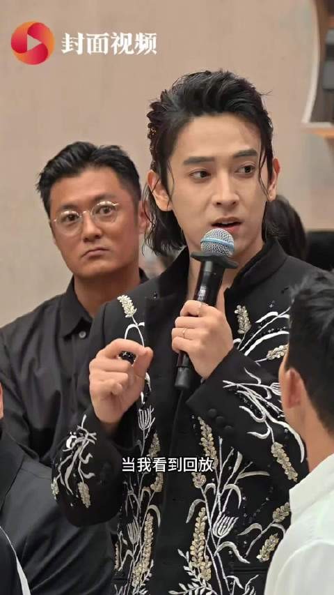 陈若轩回应跑调:还以为唱得很好