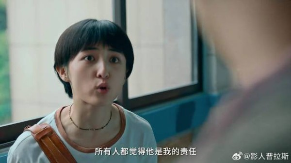 姐姐偶遇车祸肇事司机 下秒直接当面质问,真是帅炸了