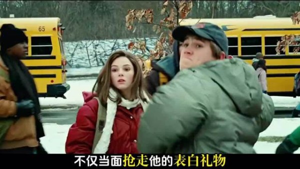 少年表白失败遭丢冰河,觉醒瞬移能力现身图书馆