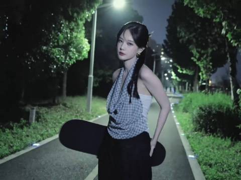 李一桐独一无二的笑眼弯弯绝绝子，娇俏灵动活灵活现