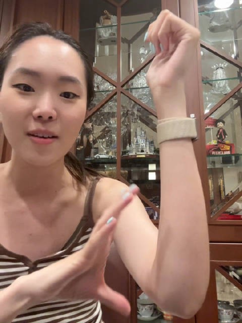 punchy表妹这个学到了！ 原来小胳膊的长度就是脚的长度 260729