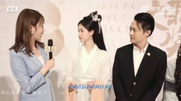 因为被困在横店,她演了那一年所有的白月光