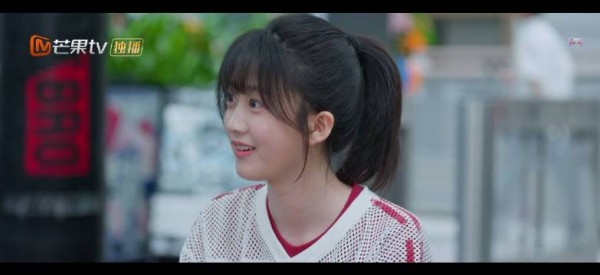 谁还记得《有翡》的小周翡,原来是陈翊曈演的,可塑性好强,期待这次校园池嘉