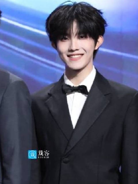 苏新皓全世界最热爱上班之人