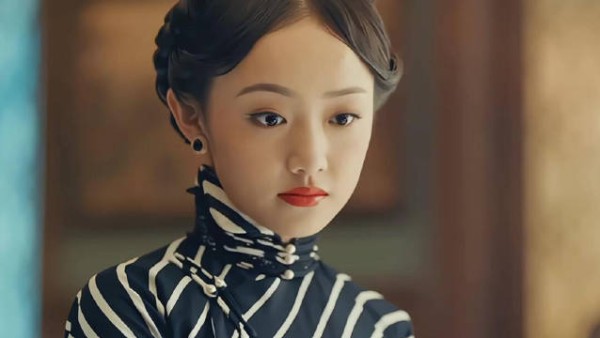 社会拽姐曲曼婷,怼人从没输过,代入感太强了