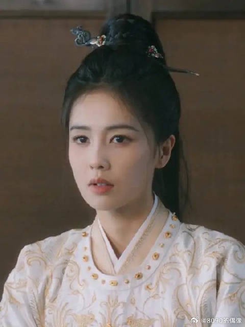 女孩一次普通的善举,却将自己推向万劫不复