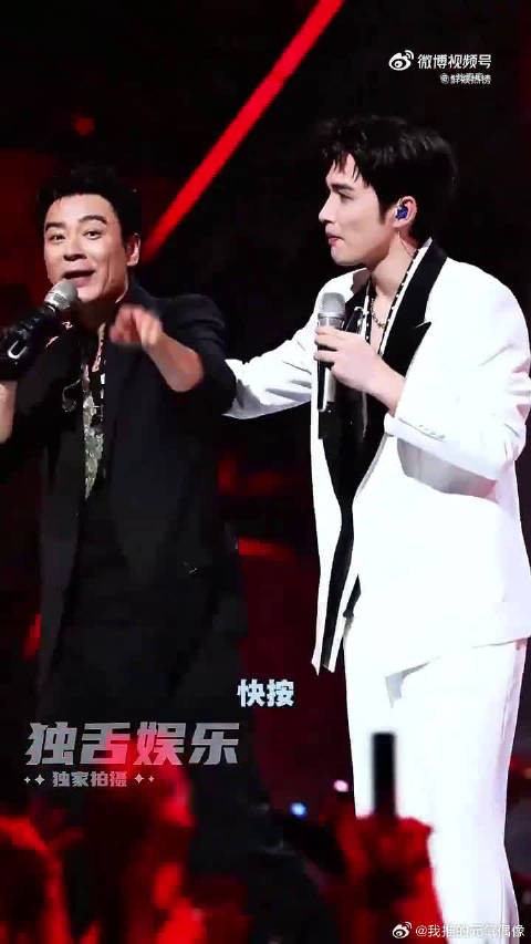 终于明白大家为什么热议,八位队长齐聚,李光洁拉票的画面,氛围感浑然天成