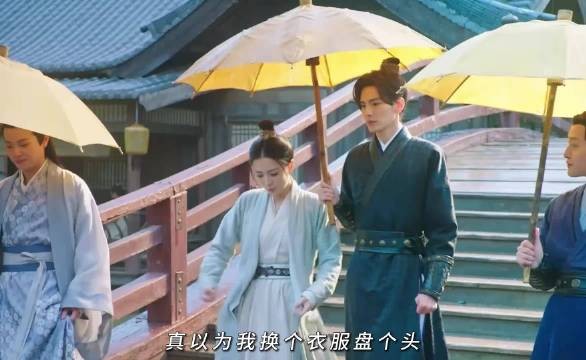这是什么颠剧啊,男主扮女装认不出来,女主扮男装一认一个准!