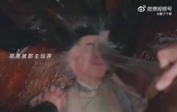 重来一次却还是亲眼看到家人死在自己面前 这种感觉真的很无能为力