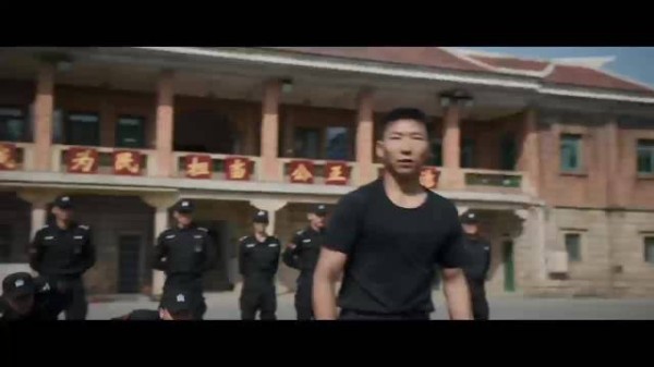 阿如那演好人面相大变，藏锋中制服形象靠谱