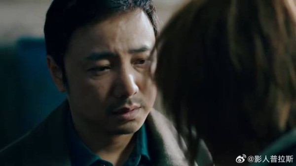 程勇决定重新卖药,但只能卖给旧病友,一瓶只要五百