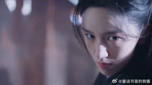 锦月如歌:杀手追杀禾宴,以为胜券在握,哪料转瞬便被反杀