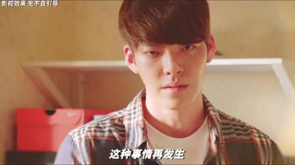 父亲第N次家暴母亲，儿子不再选择隐忍！