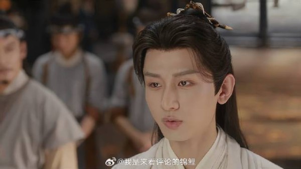 李莲花被国师刁难 怎料他用一朵花，瞬间让皇上封为贵客