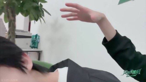 心情不好的看完这段也不能不好了,我家两位开心果,我真的笑死了