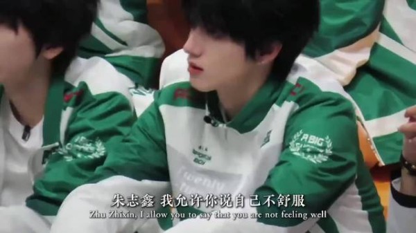 抽签同台就要被当众谩骂,朱志鑫何错之有?tf家族运动会