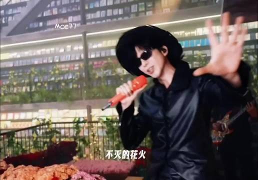 刘宇宁给自己挖坑,弹幕平手三首全唱后悔