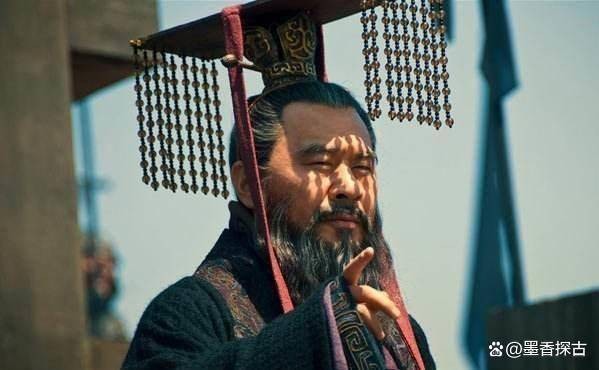 曹操建设王霸事业的同时,引领创立了建安文学,其目的意义何在