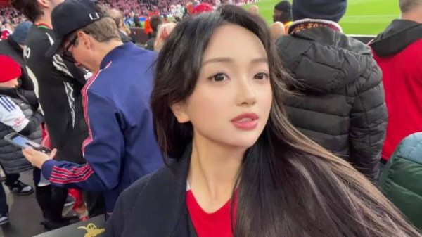 最震动的一集!赖斯天神下凡!两脚无解任意球!阿森纳3:0皇马! 足球的魅力